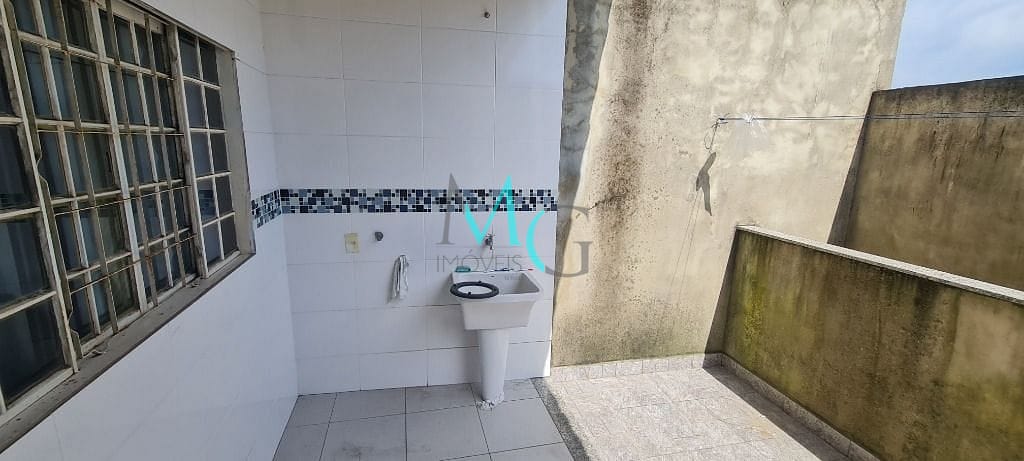 Casa para alugar com 4 quartos, 160m² - Foto 15