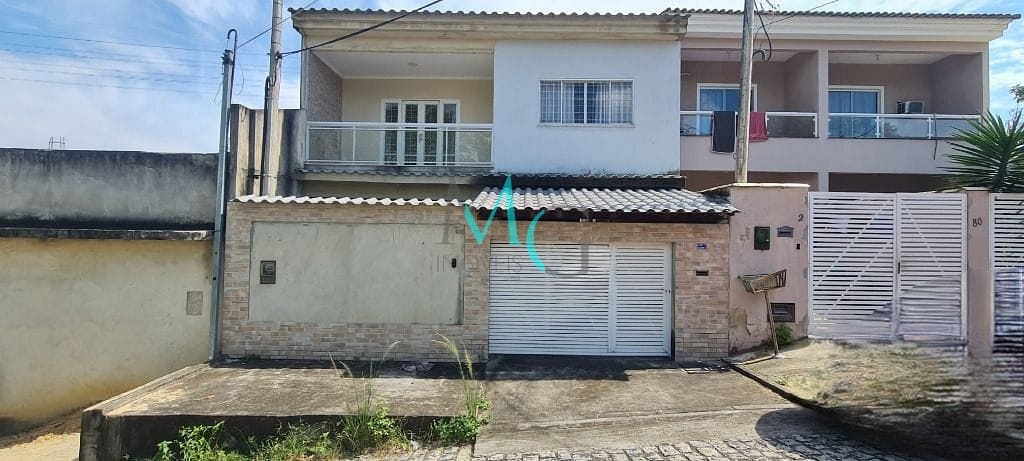 Casa para alugar com 4 quartos, 160m² - Foto 1