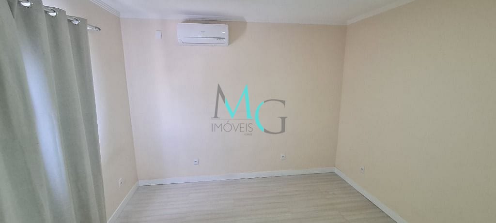 Casa para alugar com 4 quartos, 160m² - Foto 22