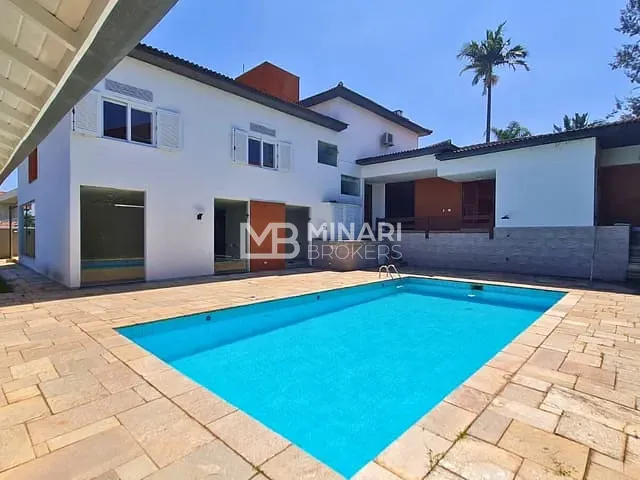 Casa com 850m² 4 quartos e 6 banheiros, à venda, no bairro Morada das Flores (Aldeia da Serra) em Santana de Parnaíba