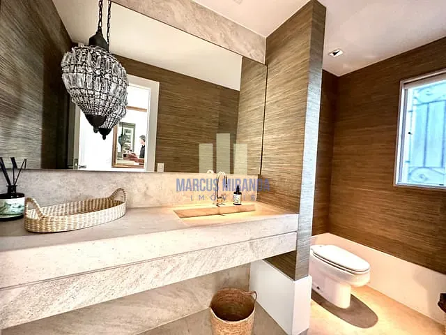 Casa com 700m² 5 quartos e 8 banheiros, à venda, no bairro Leblon em Rio de Janeiro