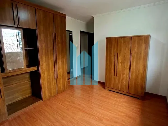 Casa 3 quartos e 2 banheiros, à venda, no bairro Santa Ângela em Poços de Caldas