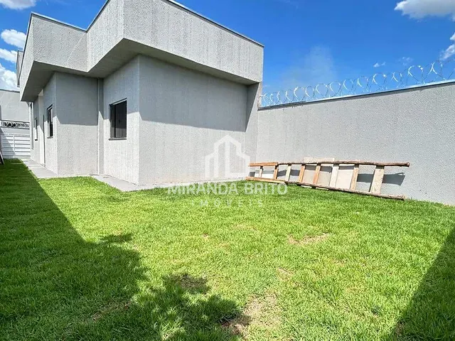 Casa 3 quartos e 2 banheiros, à venda, no bairro Pontal Sul - Acréscimo em Aparecida de Goiânia