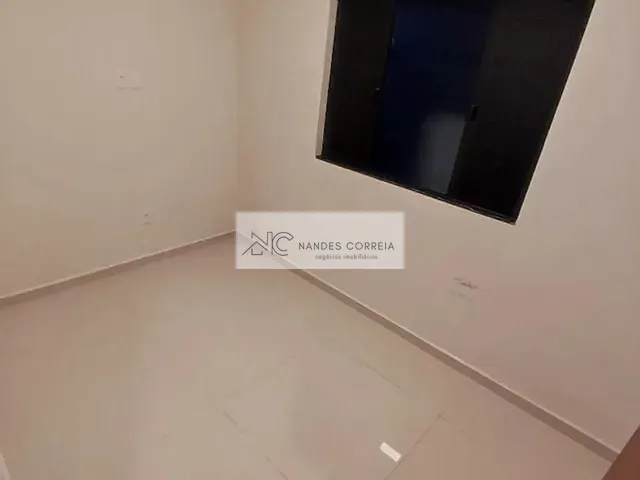 Casa 3 quartos e 2 banheiros, à venda, no bairro Catuai em Londrina