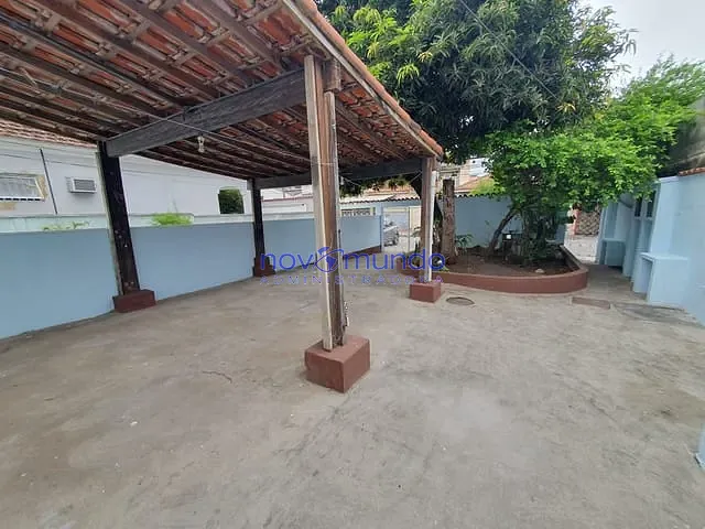 Casa com 102m² 2 quartos e 1 banheiro, para alugar, no bairro Bento Ribeiro em Rio de Janeiro