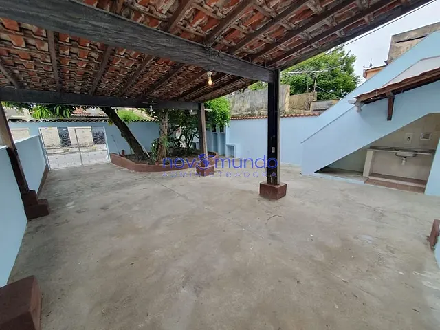 Casa com 102m² 2 quartos e 1 banheiro, para alugar, no bairro Bento Ribeiro em Rio de Janeiro