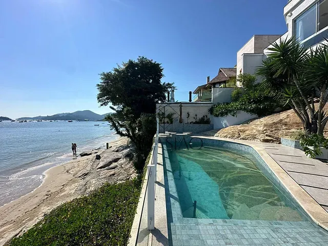 Casa à venda, no bairro 0 em Porto Belo