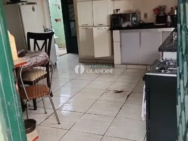 Casa com 300m² 4 quartos e 2 banheiros, à venda, no bairro Parque Residencial Itamaraty em Artur Nogueira