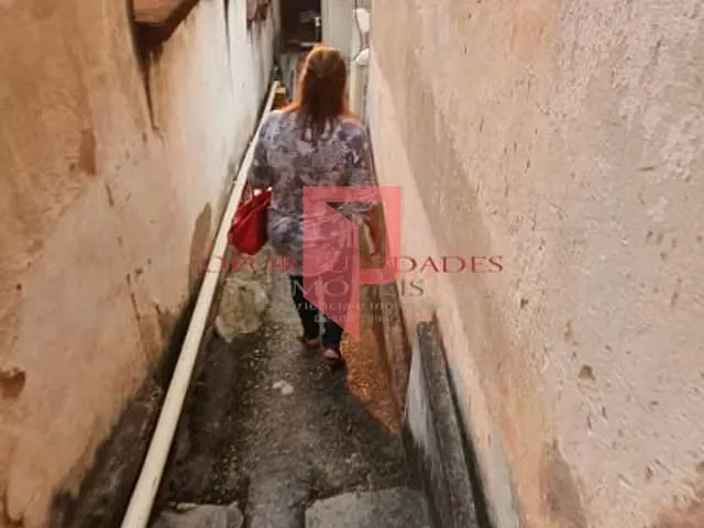 Casa com 322m² 2 quartos e 6 banheiros, à venda, no bairro Caiçaras em Belo Horizonte
