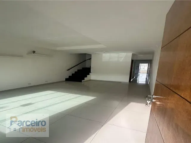 Casa com 161m² 3 quartos e 3 banheiros, à venda, no bairro Vila Londrina em São Paulo
