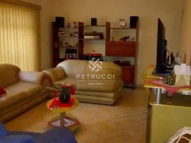 Casa com 300m² 2 quartos e 3 banheiros, à venda, no bairro Centro em São Caetano do Sul