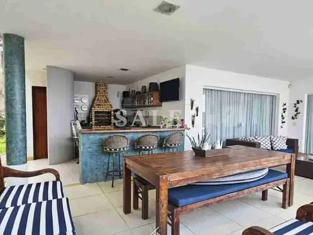 Casa com 535m² 4 quartos e 5 banheiros, à venda, no bairro São Pedro em Rua Albino Martins Ribeiro
