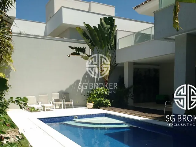 Casa com 750m² 4 quartos e 8 banheiros, à venda, no bairro Barra da Tijuca em Rio de Janeiro