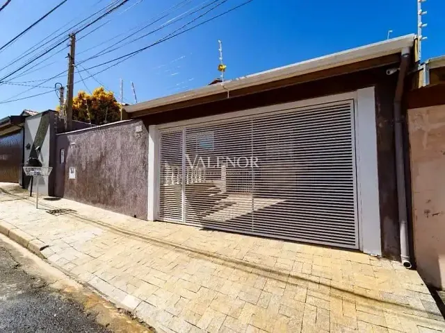 Casa 4 quartos e 2 banheiros, à venda, no bairro Parque Residencial Eloy Chaves em Jundiaí