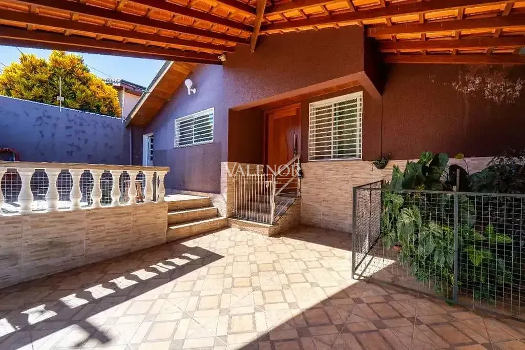 Casa, 4 quartos, 200 m² - Foto 1