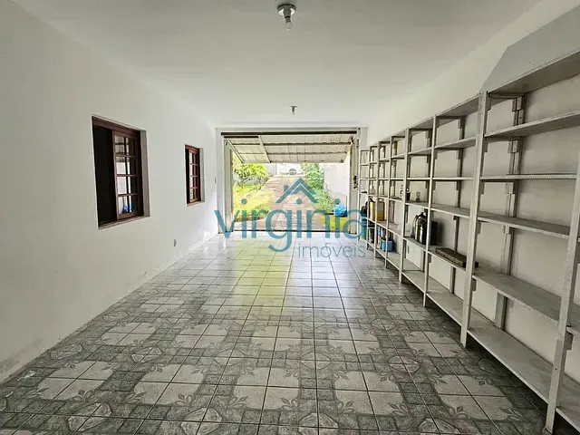 Casa com 480m² 3 quartos e 2 banheiros, para alugar, no bairro Jardim Mauá em Novo Hamburgo