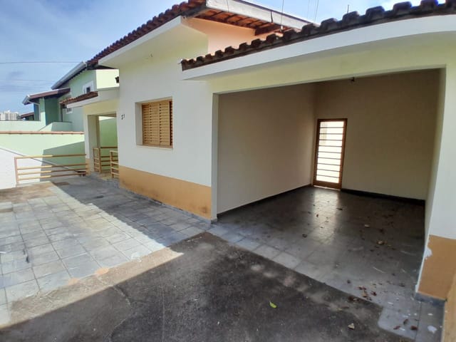 Casa com 340m² 2 quartos e 1 banheiro, para alugar, no bairro Jardim Santo Andre em São João da Boa Vista