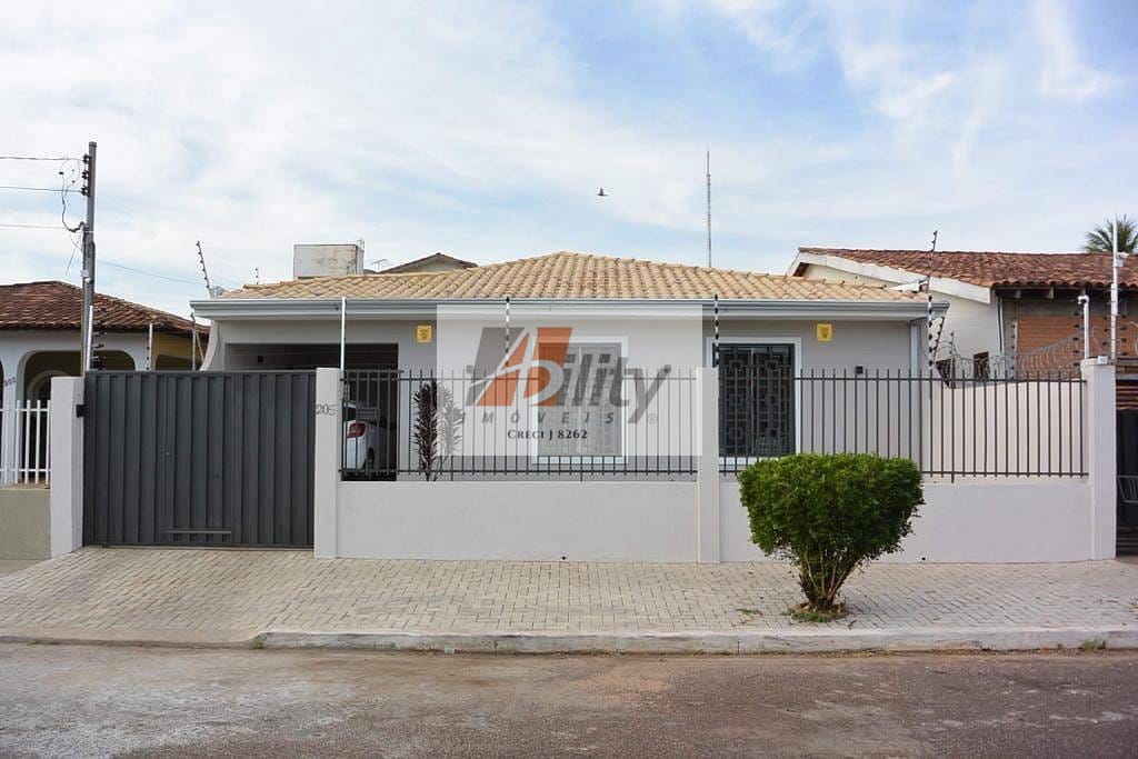 Casa, 3 quartos, 210 m² - Foto 3