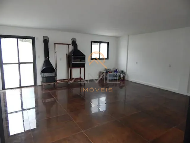 Casa com 100m² 3 quartos e 2 banheiros, à venda, no bairro Recanto de Portugal em Pelotas