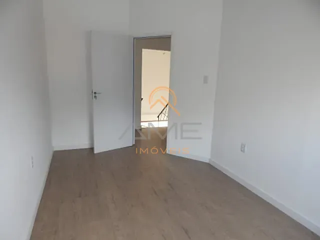 Casa com 100m² 3 quartos e 2 banheiros, à venda, no bairro Recanto de Portugal em Pelotas