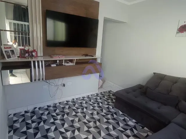 Casa com 125m² 2 quartos e 2 banheiros, à venda, no bairro Pequeno Coração em Itaquaquecetuba