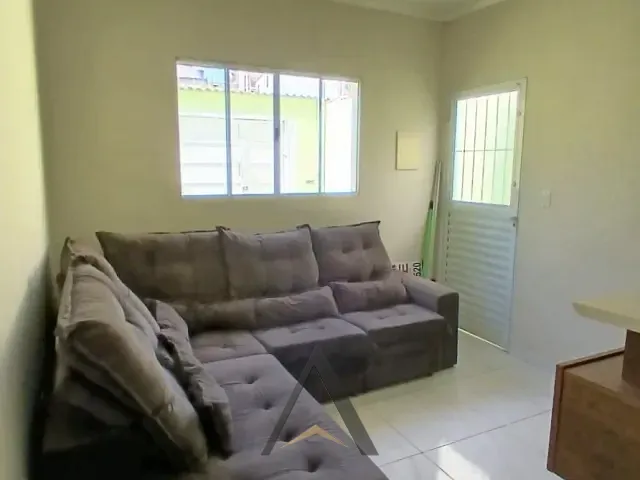 Casa com 125m² 2 quartos e 2 banheiros, à venda, no bairro Pequeno Coração em Itaquaquecetuba