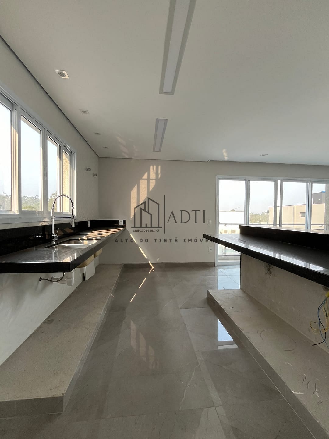 Casa, 3 quartos, 228 m² - Foto 5