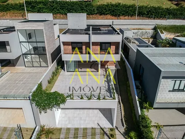 Casa com 500m² 4 quartos e 6 banheiros, à venda ou para alugar, no bairro Condomínio Porta de Bragança em Bragança Paulista