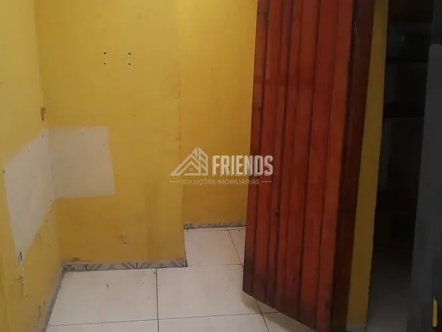 Casa à venda, no bairro Vila Domitila em São Paulo