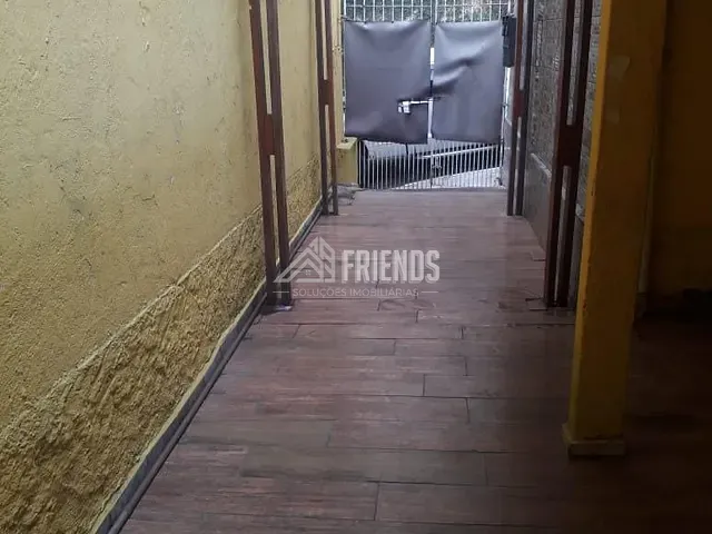 Casa à venda, no bairro Vila Domitila em São Paulo