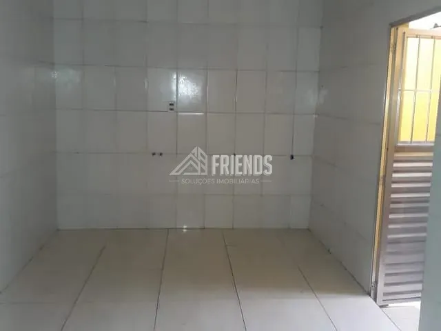 Casa à venda, no bairro Vila Domitila em São Paulo