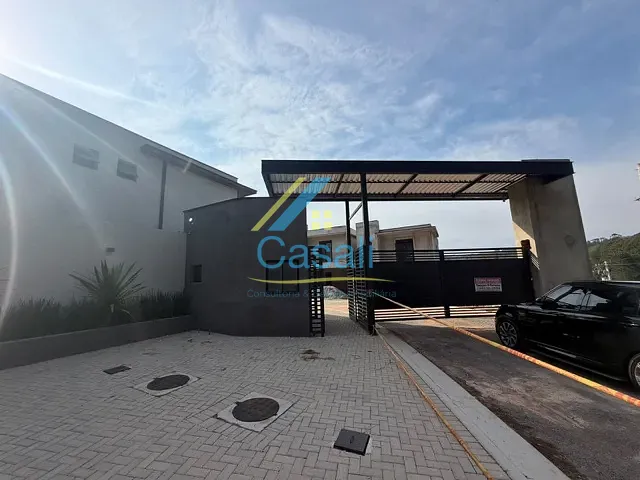 Casa 3 quartos e 5 banheiros, à venda, no bairro Gabriel Pizza  em São Roque 