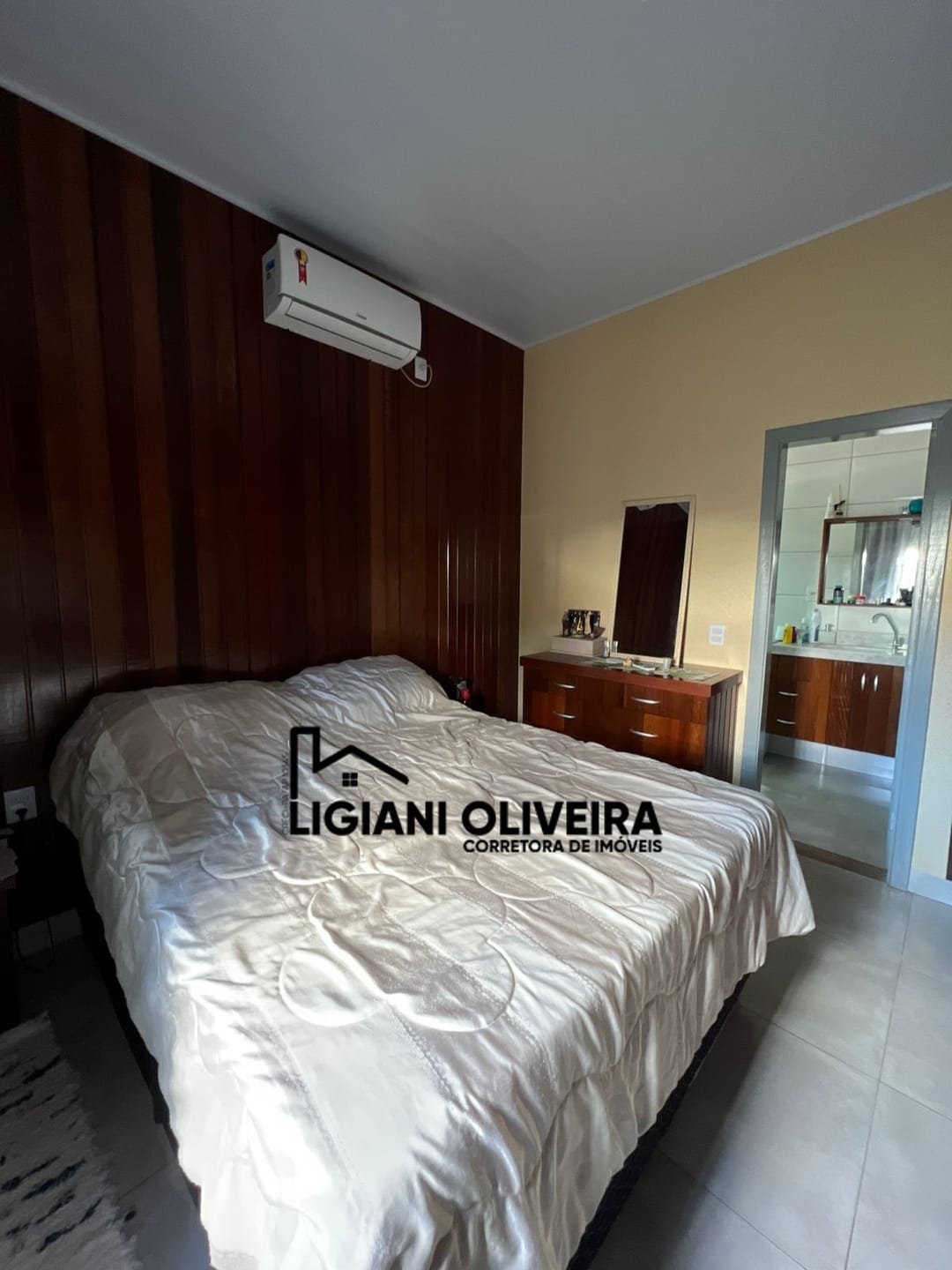 Casa à venda com 2 quartos, 10m² - Foto 4