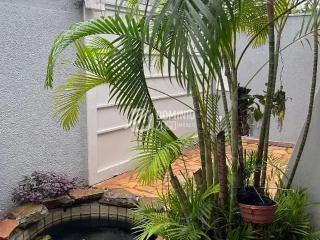Casa com 336m² 4 quartos e 4 banheiros, à venda, no bairro Jardim São Bento em Uberaba