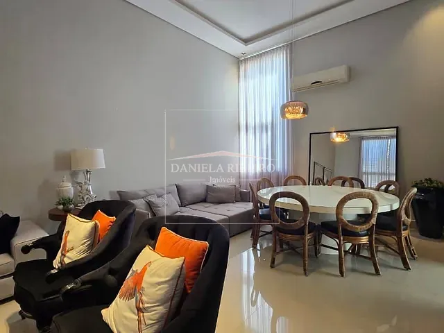 Casa com 300m² 3 quartos e 4 banheiros, à venda, no bairro Esperança em Londrina