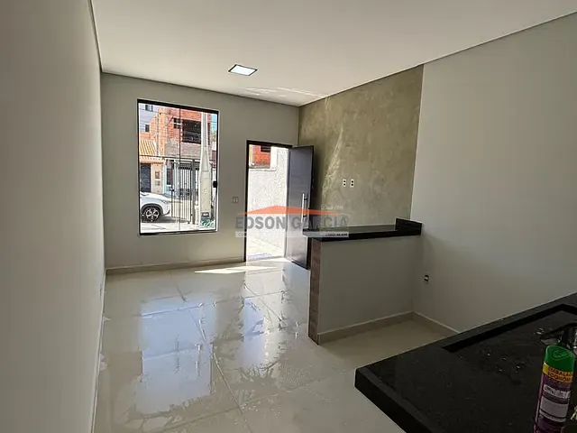 Casa 2 quartos e 1 banheiro, à venda, no bairro Jardim Residencial Villagio Ipanema I em Sorocaba