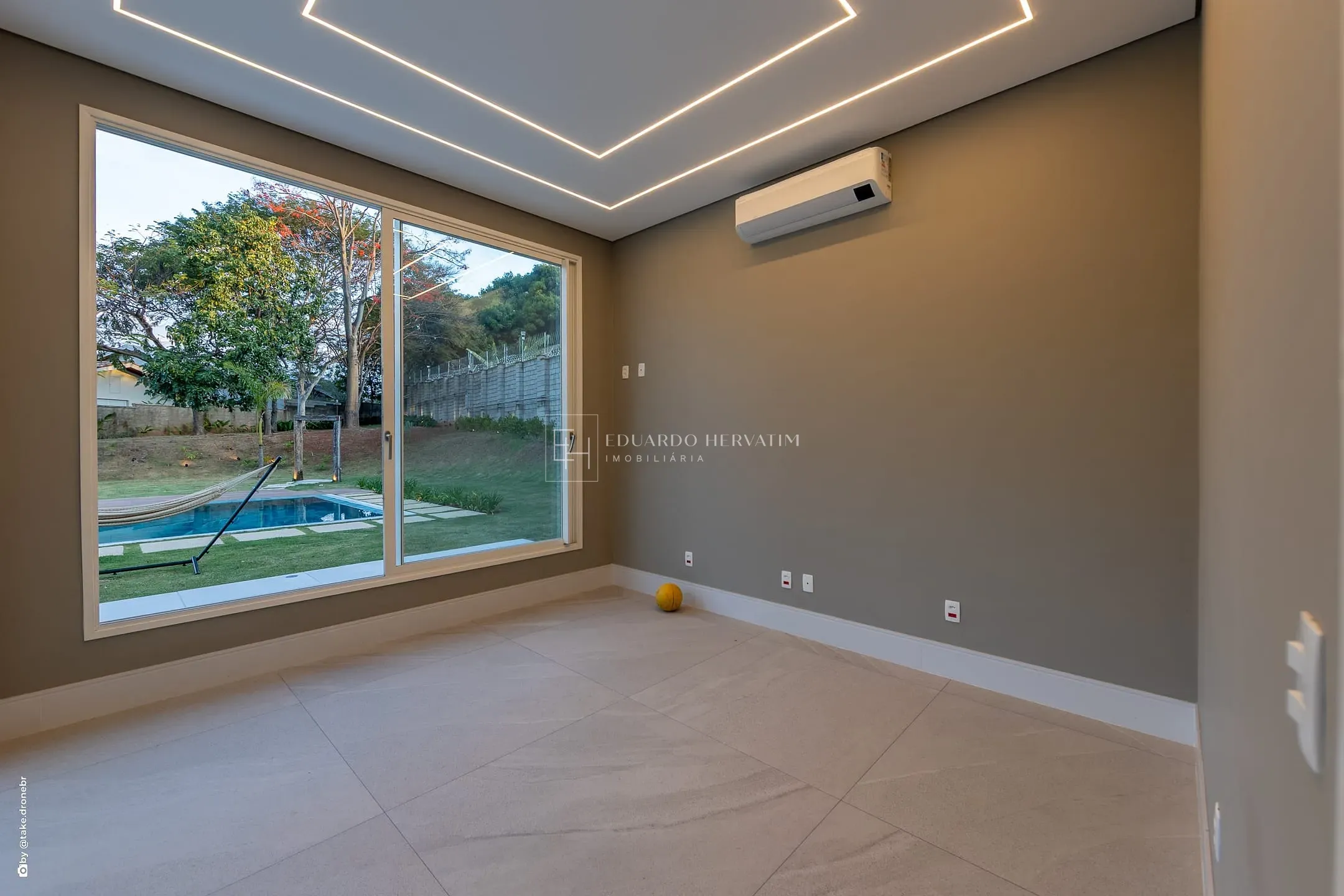 Casa, 4 quartos, 586 m² - Foto 53