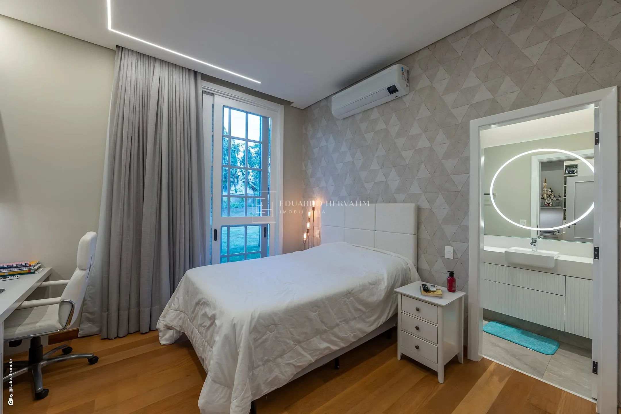 Casa, 4 quartos, 586 m² - Foto 31