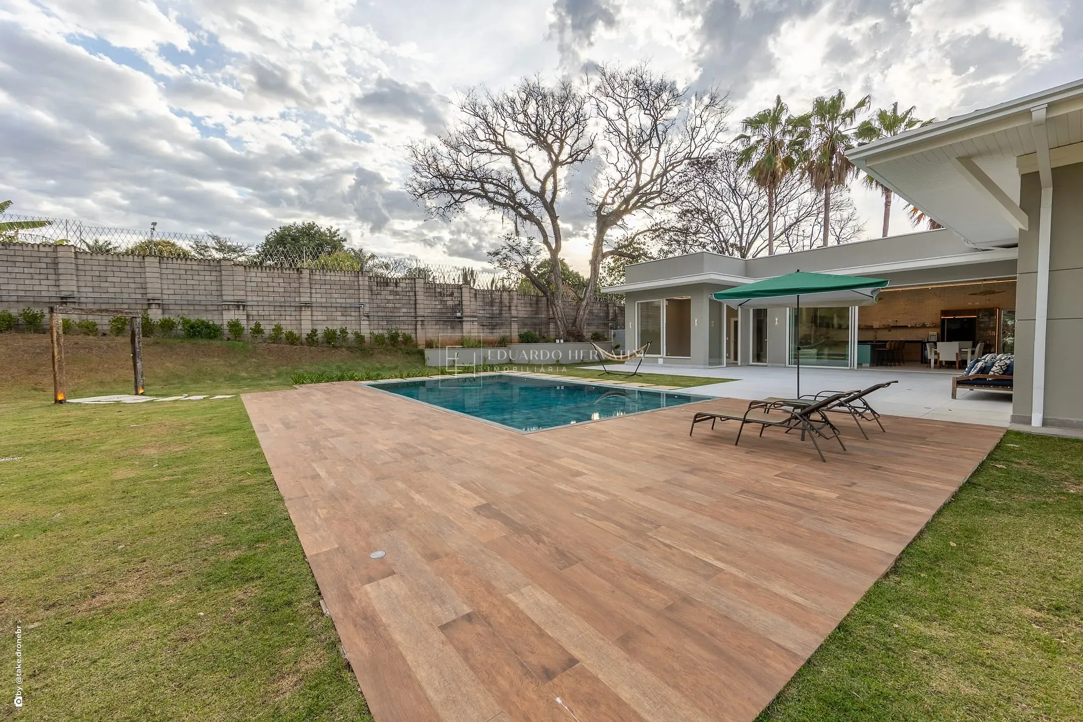 Casa, 4 quartos, 586 m² - Foto 34