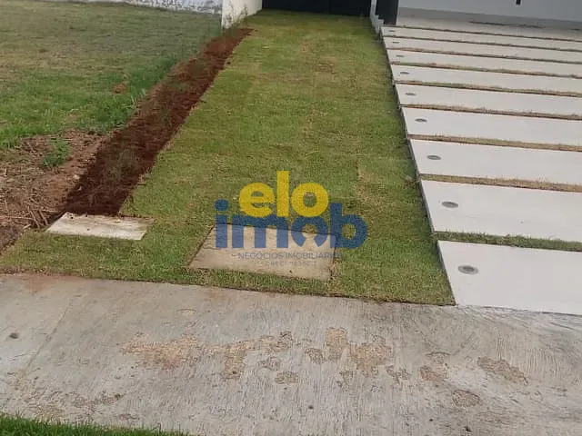 Casa com 278m² 4 quartos e 5 banheiros, à venda, no bairro Universitário em Caruaru
