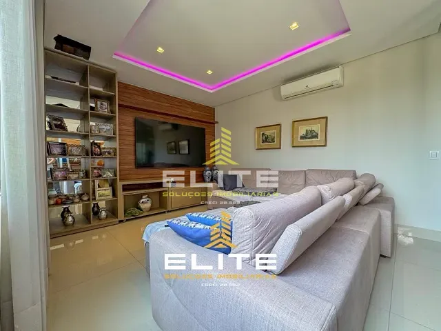 Casa com 469m² 4 quartos e 6 banheiros, à venda, no bairro Vila Romana em Sorriso