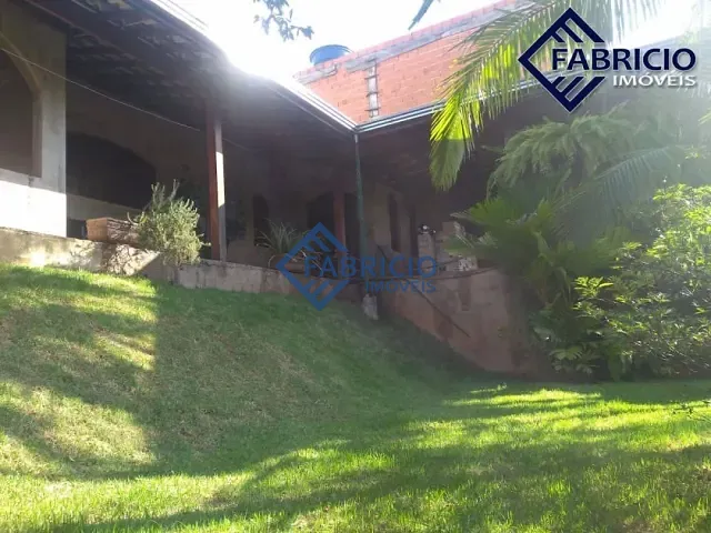 Casa com 207m² 1 quarto e 1 banheiro, à venda, no bairro Capela em Vinhedo