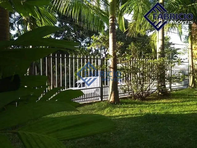 Casa com 207m² 1 quarto e 1 banheiro, à venda, no bairro Capela em Vinhedo
