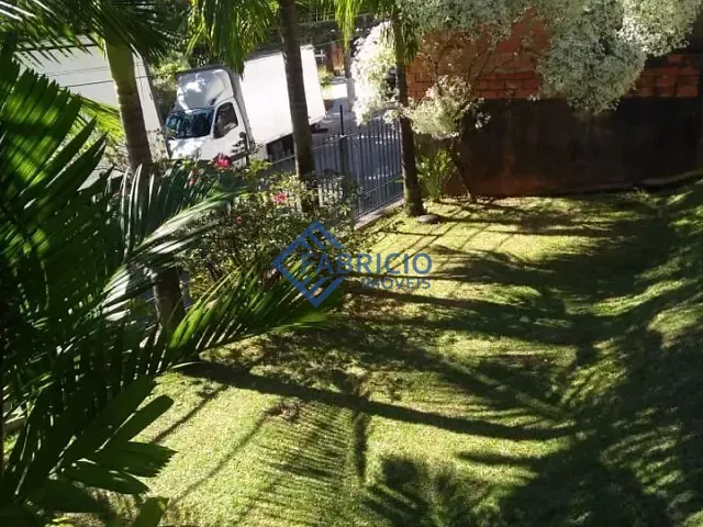 Casa com 207m² 1 quarto e 1 banheiro, à venda, no bairro Capela em Vinhedo