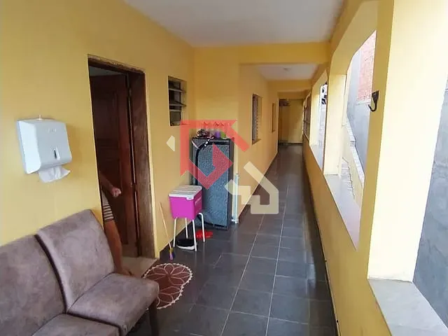 Casa com 221m² 5 quartos e 3 banheiros, à venda, no bairro Parque Bandeirantes em Mauá