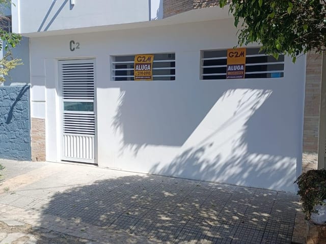 Casa 1 quarto e 1 banheiro, para alugar, no bairro Fundação em São Caetano do Sul