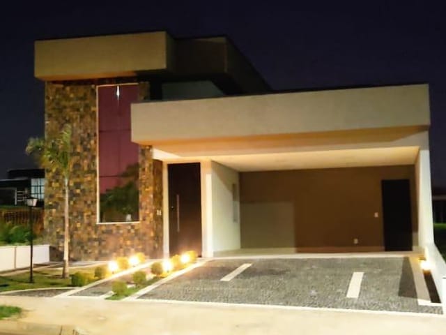 Casa 3 quartos e 4 banheiros, à venda, no bairro Jardim Recanto das Águas em Nova Odessa