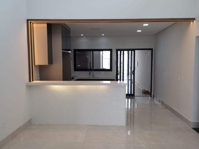 Casa 3 quartos e 4 banheiros, à venda, no bairro Jardim Recanto das Águas em Nova Odessa