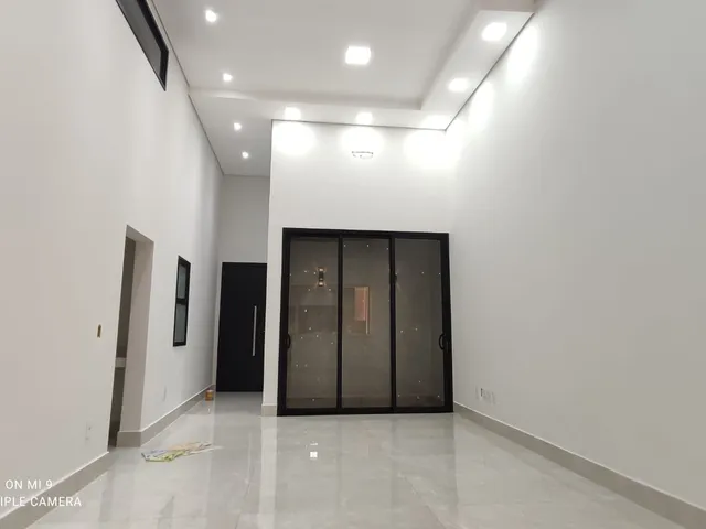 Casa 3 quartos e 4 banheiros, à venda, no bairro Jardim Recanto das Águas em Nova Odessa