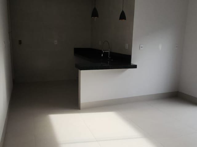 Casa com 195m² 3 quartos e 2 banheiros, à venda, no bairro Jardim Boa Esperança em Aparecida de Goiânia